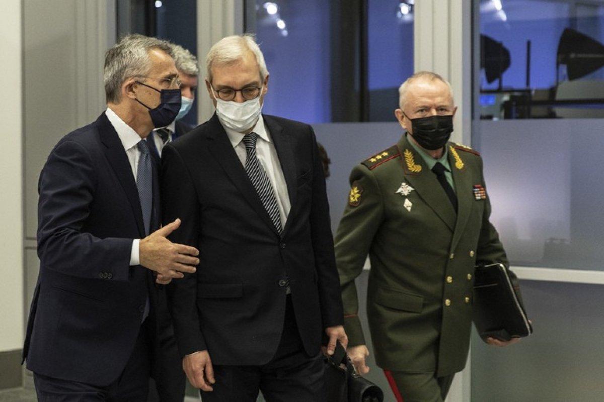 NATO'dan Rusya'ya: Ukrayna'ya karşı güç kullanırsanız ciddi sonuçları olur