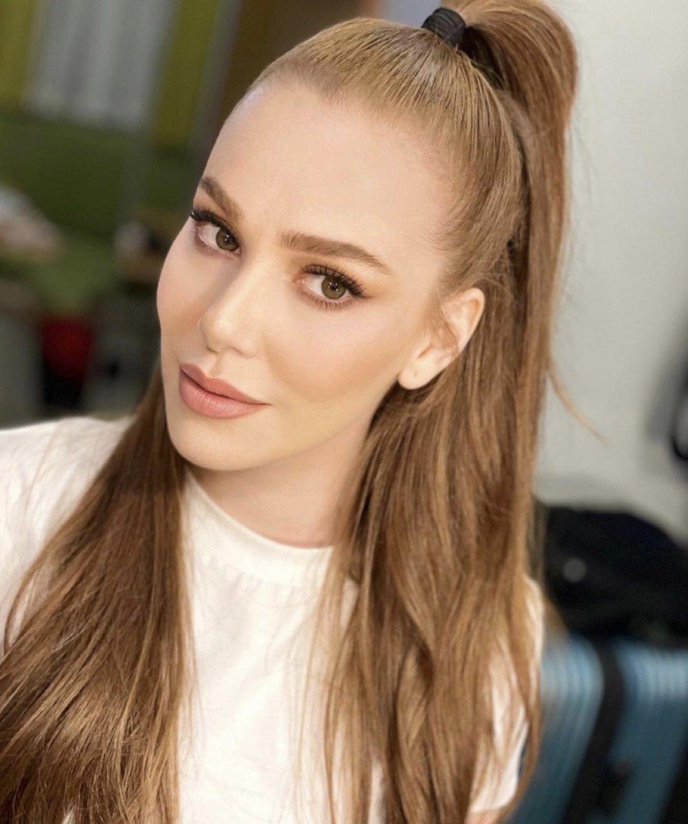 Elçin Sangu, kaybettiği davada eski menajerine 2,3 milyon lira ödeyecek