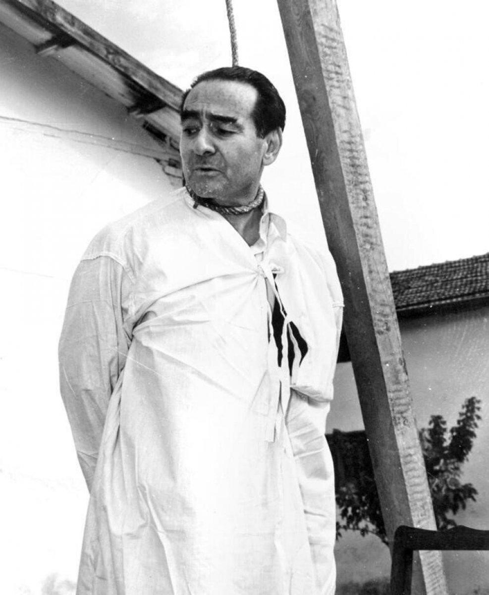 Adnan Menderes'in kendisini yargılayanlara yazdığı mektup gün yüzüne çıktı