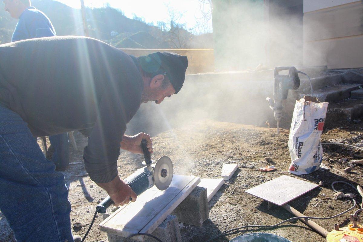 Rize'de köylüler, 50 yıllık kullanılmayan okulu kültür merkezi yapıyor