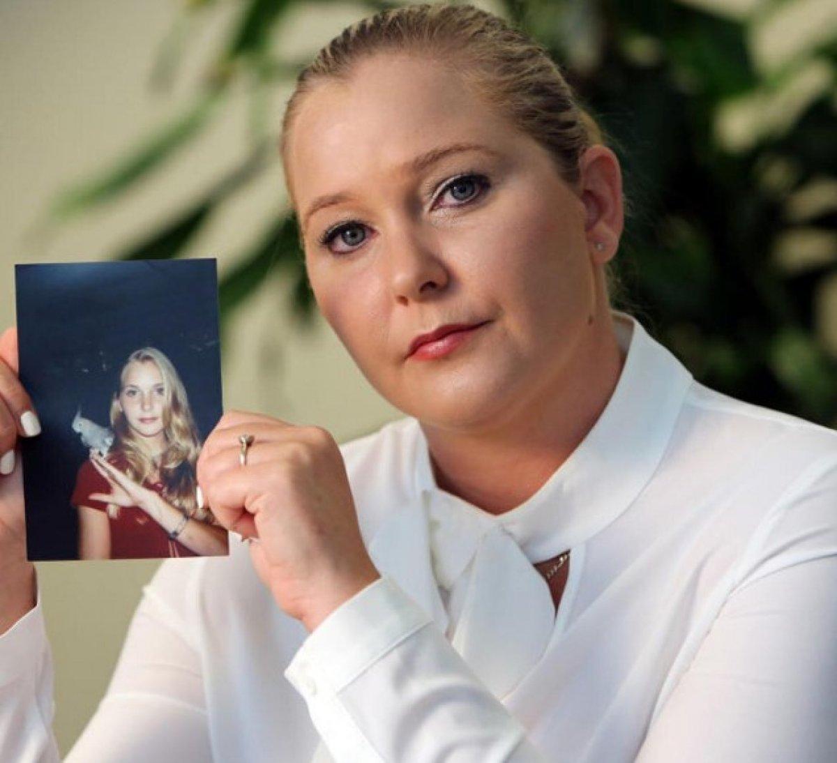 İngiltere'de Prens Andrew kraliyet unvanlarını kaybetti