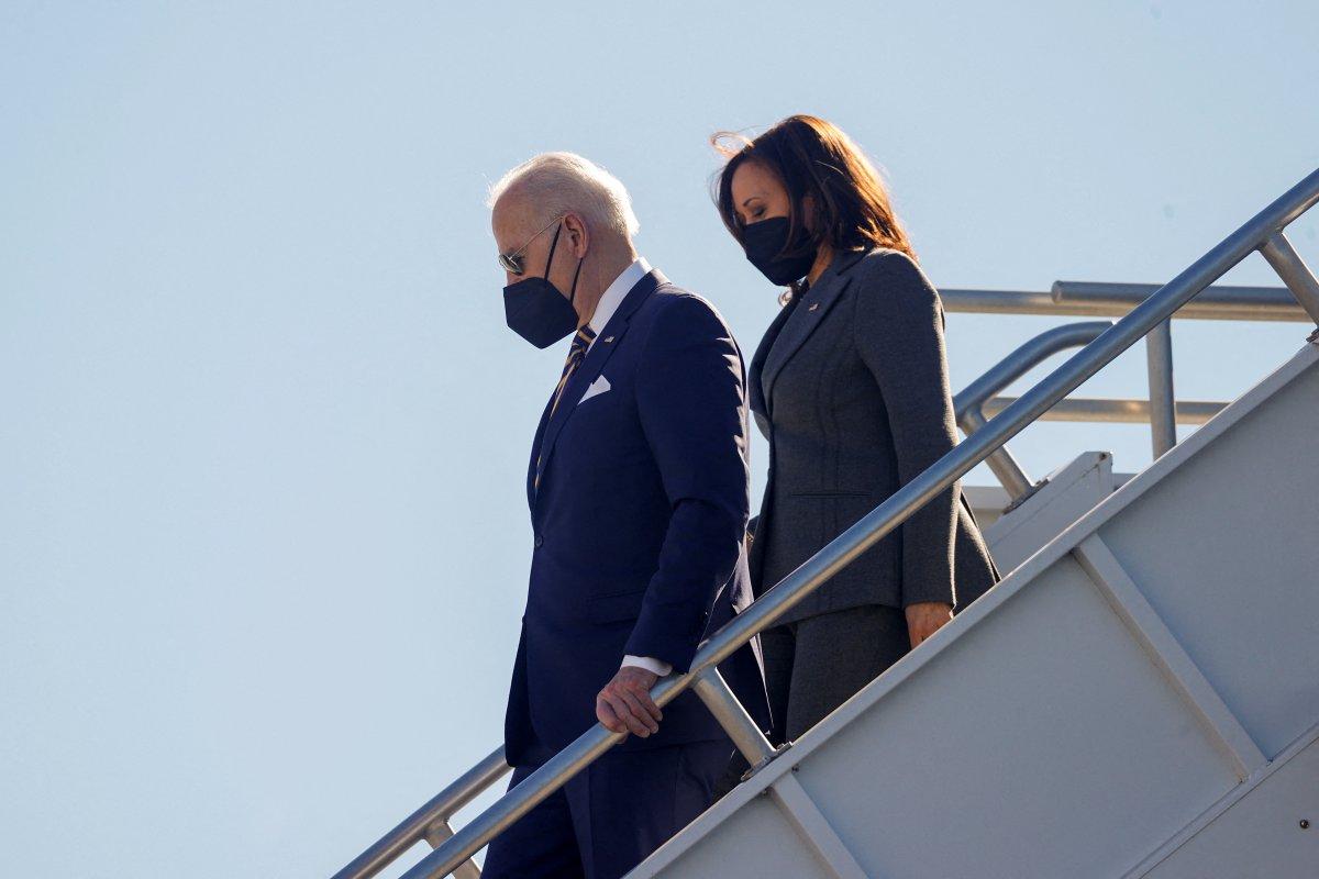 Joe Biden, yardımcısı Kamala Harris için dördüncü kez 'Başkan' dedi