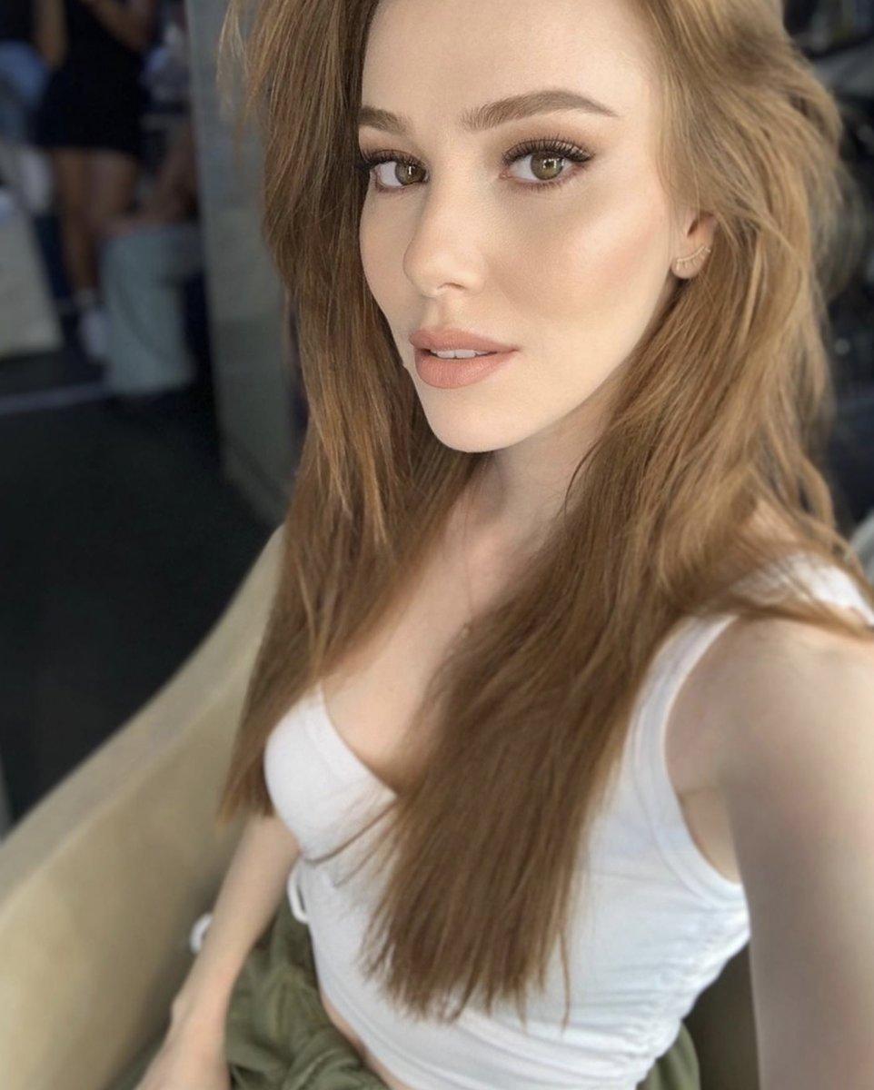 Elçin Sangu, kaybettiği davada eski menajerine 2,3 milyon lira ödeyecek