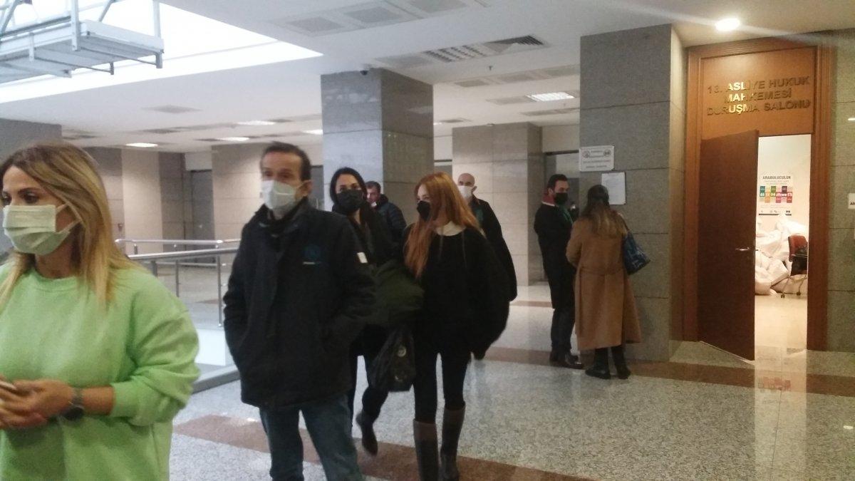 Elçin Sangu, kaybettiği davada eski menajerine 2,3 milyon lira ödeyecek