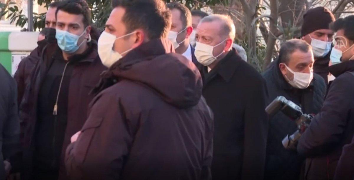 Cumhurbaşkanı Erdoğan, Çengelköy'de vatandaşlarla buluştu