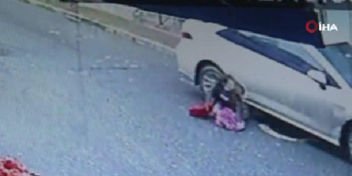 Küçükçekmece'de 10 yaşındaki kız otomobilin altında kaldı