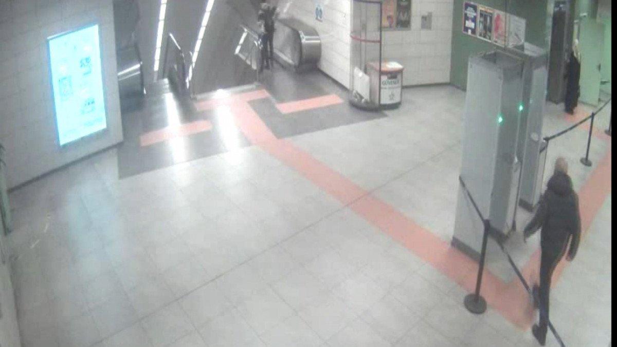 Kadıköy metrosundaki bıçaklı saldırganın yeni görüntüleri ortaya çıktı