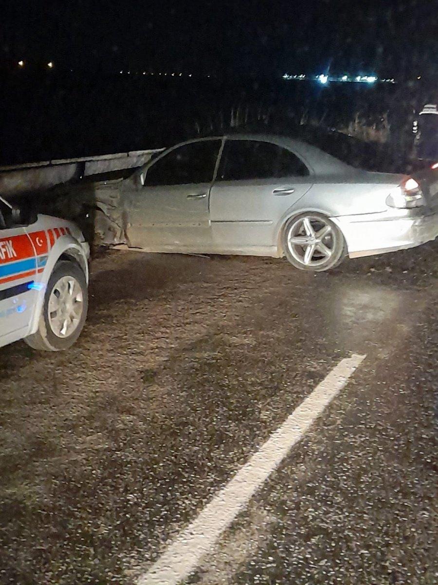 Ceyhan'da kaza: 1 ölü, 2 yaralı