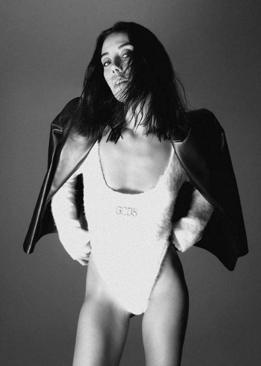 Cansu Dere’nin yeni anlaşması