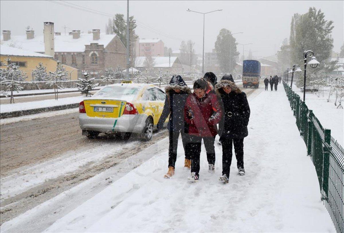 Kar sebebiyle eğitime ara verilen iller