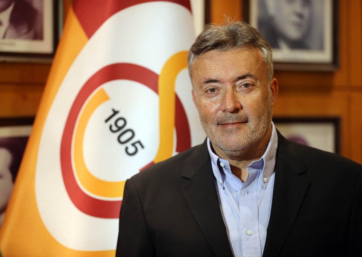 Galatasaray'da Domenec Torrent imzayı attı