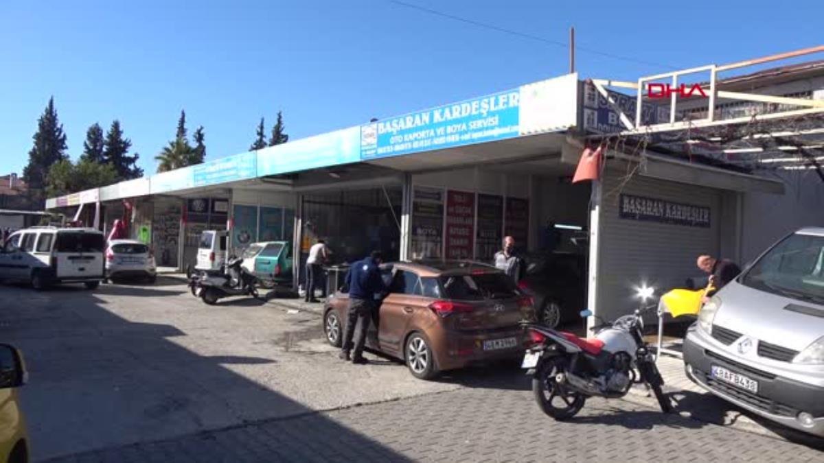 Marmaris'te hasar gören araçlar sanayi sitesini doldurdu