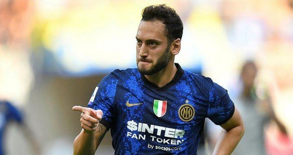 Hakan Çalhanoğlu, Inter'de aralık ayının en iyi oyuncusu seçildi