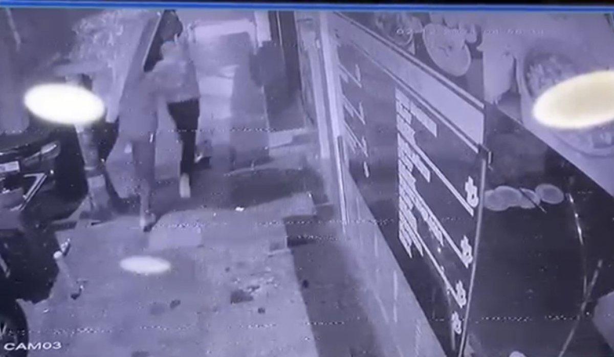 Kağıthane'de döverek sürüklenen genç tabancayla vuruldu