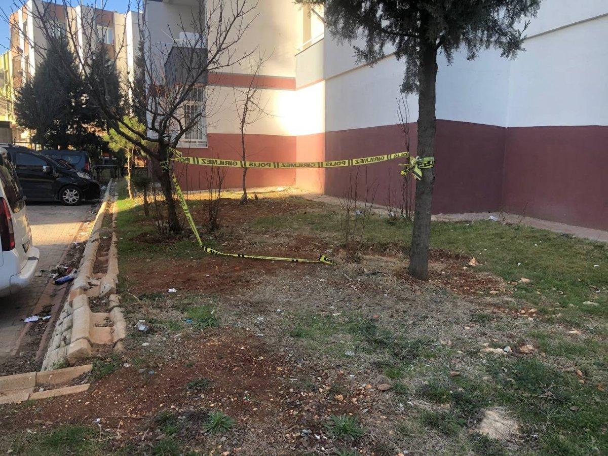 Gaziantep'te 10. kattan düşen çocuk hayatını kaybetti