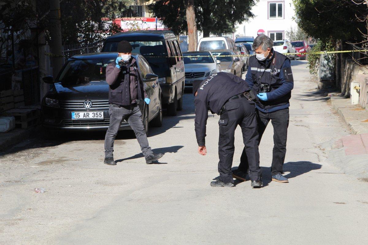 Burdur'da husumetlisini silahla yaraladı, kendini ihbar etti