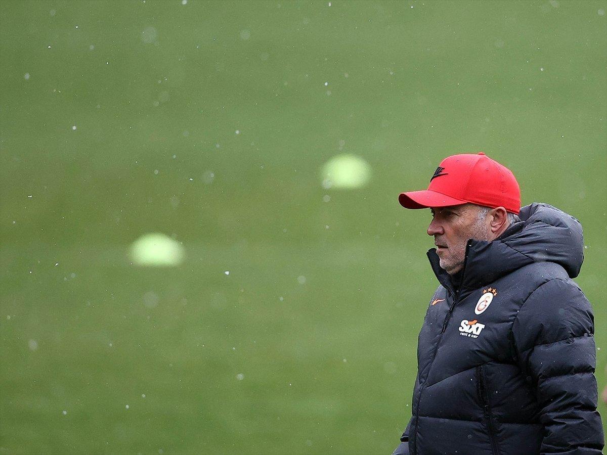 Domenec Torrent, Galatasaray'da sistemi değiştiriyor