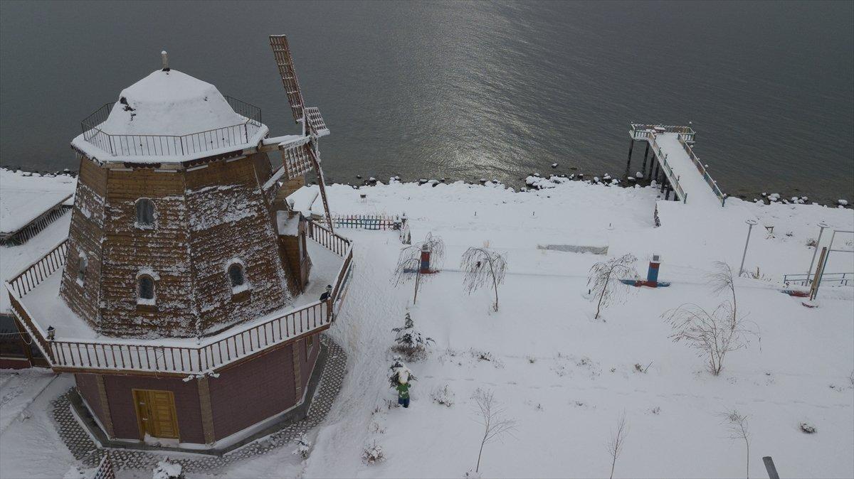 Muş'ta kar kalınlığı, 5 metreyi aştı