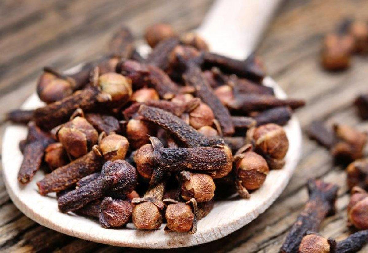 Her gün karanfil çiğnemenin 5 faydası