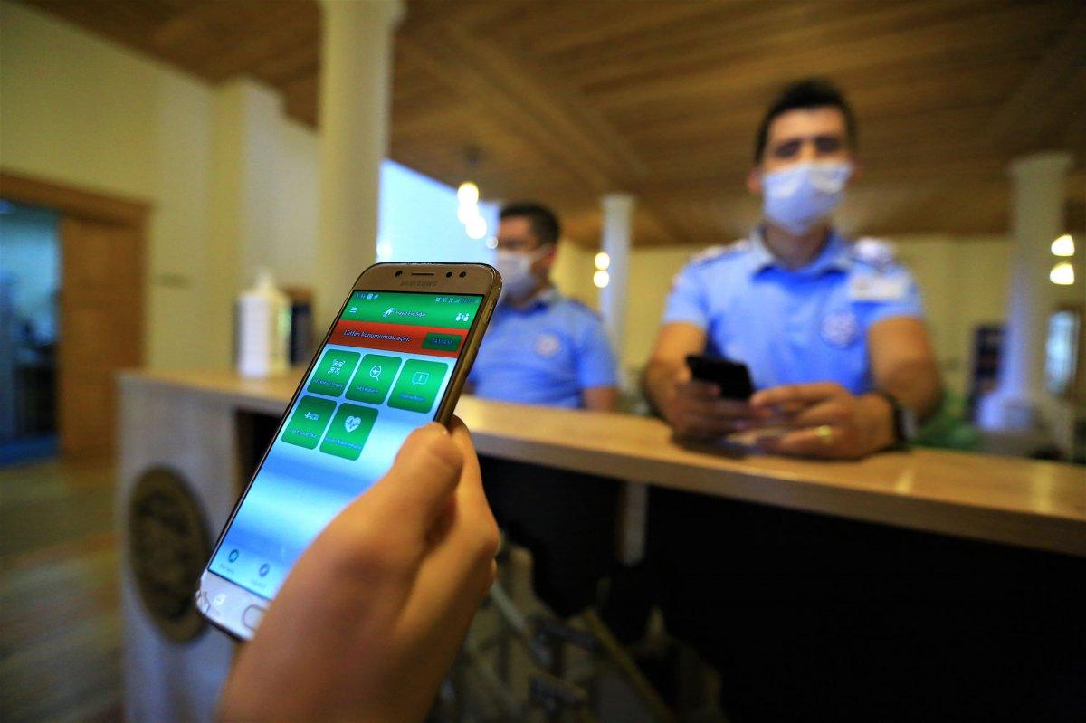 Uçakla seyahatlerde 'PCR testi' zorunluluğu