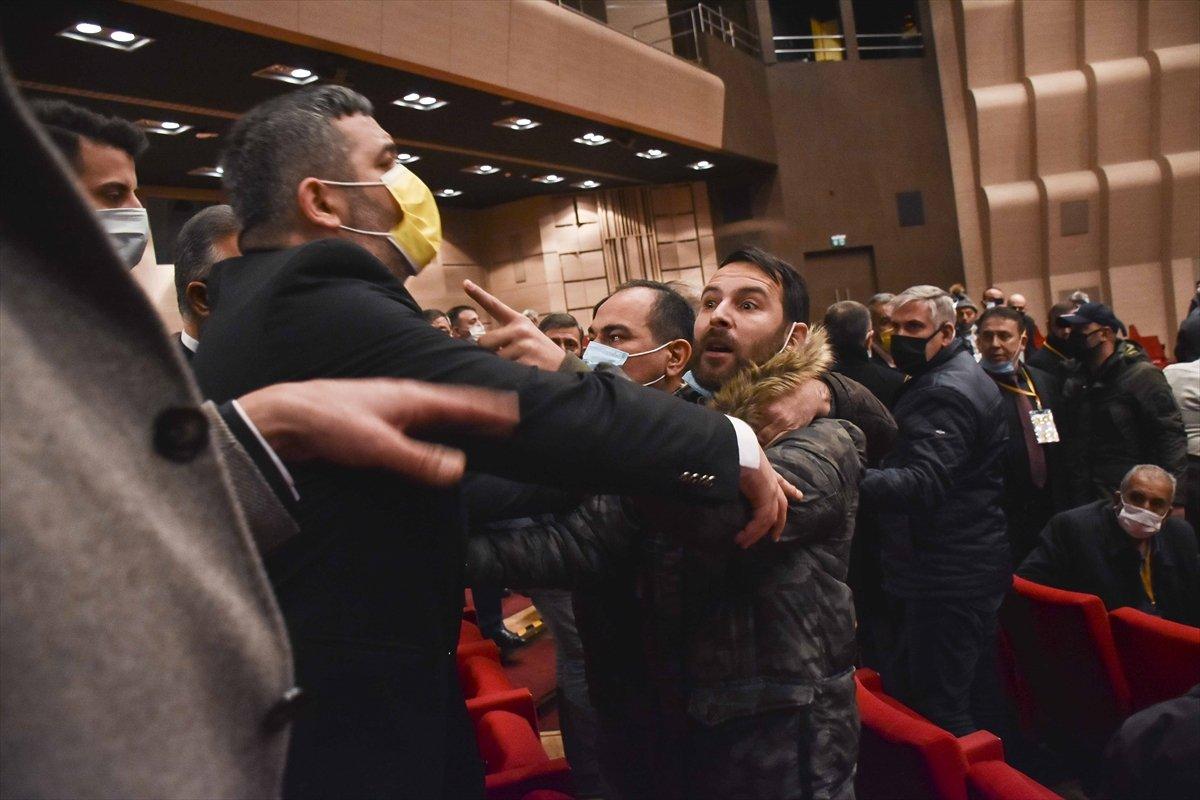 İstanbul Taksiciler Esnaf Odası seçimlerinde gerginlik