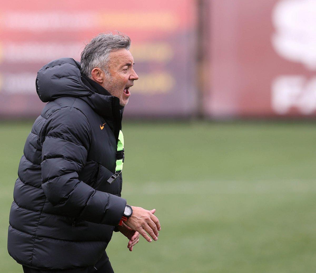 Galatasaray'da 'Fatih Terim çarpı 10' mesajı ortalığı karıştırdı