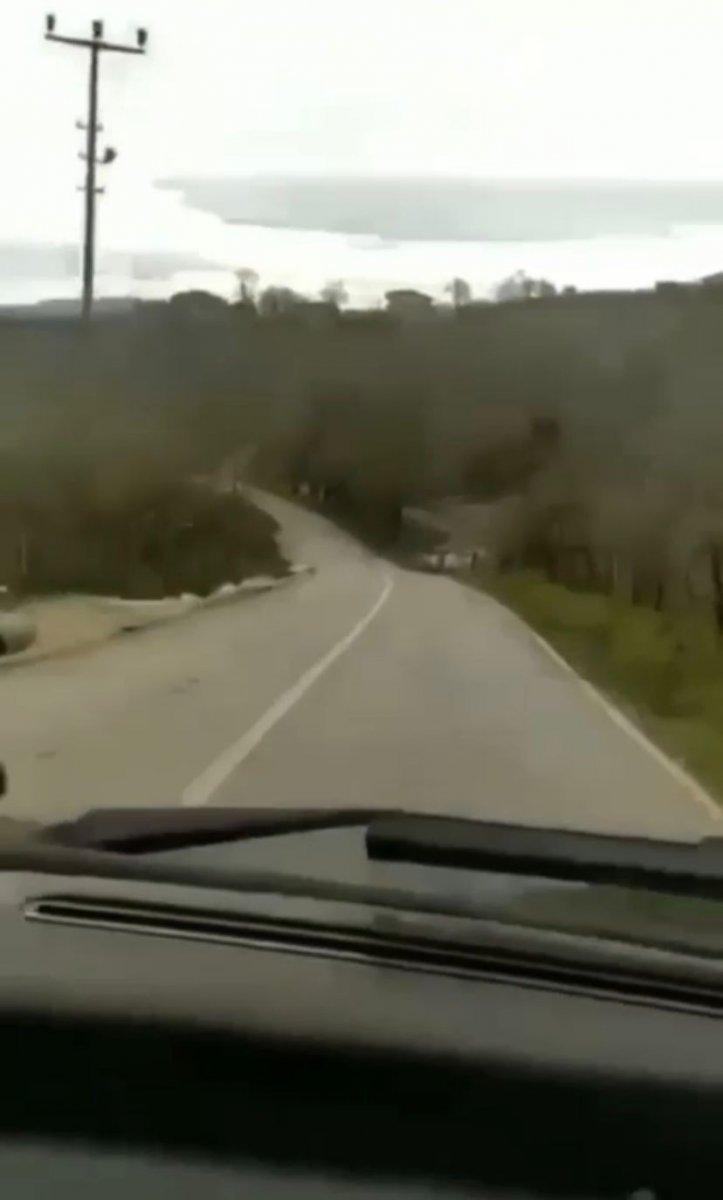 Sakarya’da hız yaparken kendi kazalarını kaydettiler