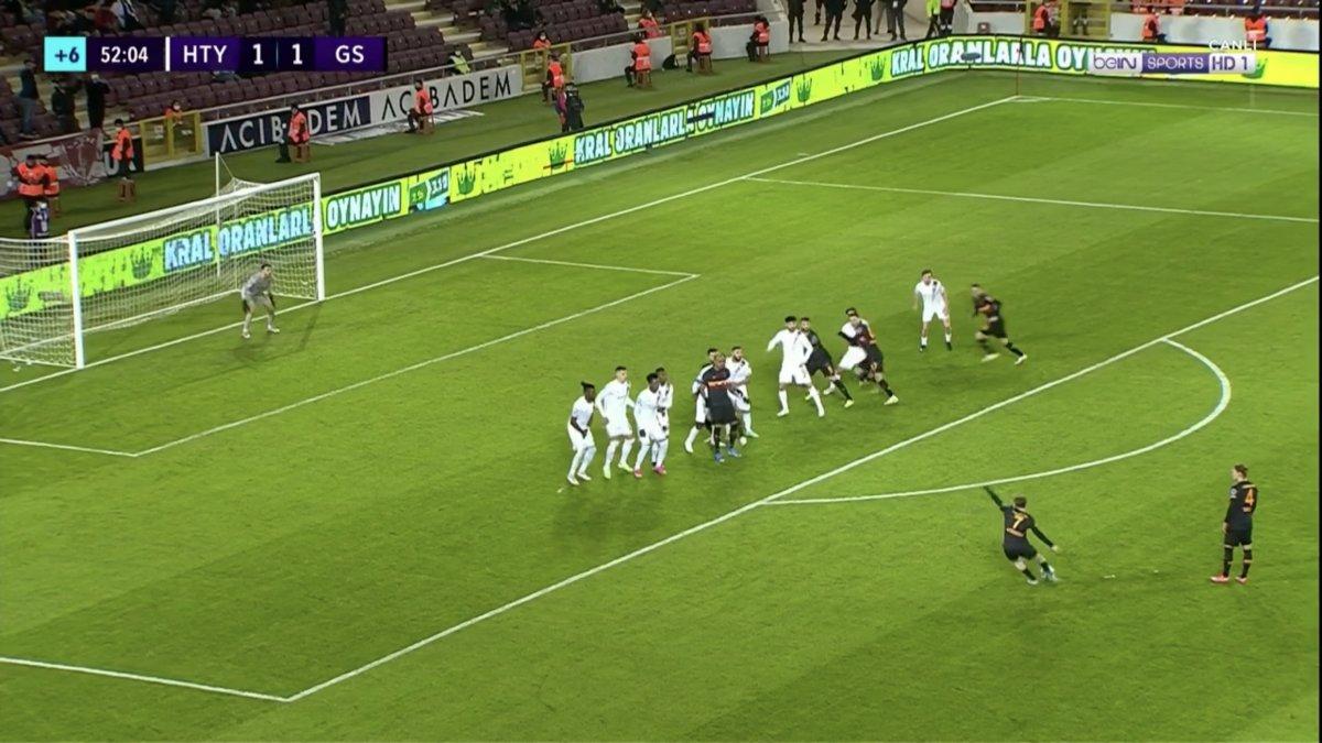 Kerem Aktürkoğlu'ndan frikik golü
