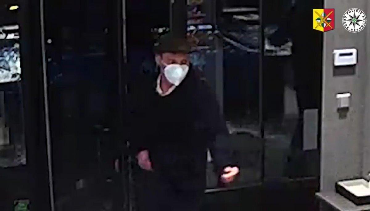 Çekya’da saatçi soygunu