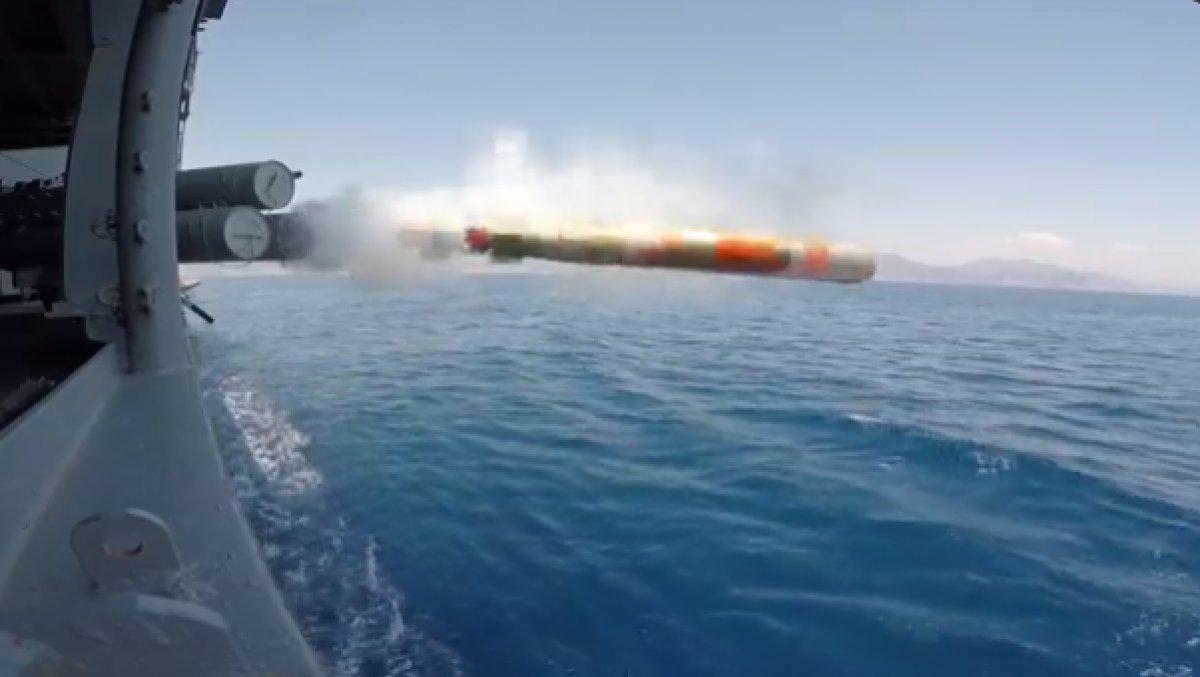 Deniz Kuvvetleri Komutanlığı’ndan torpido atışları