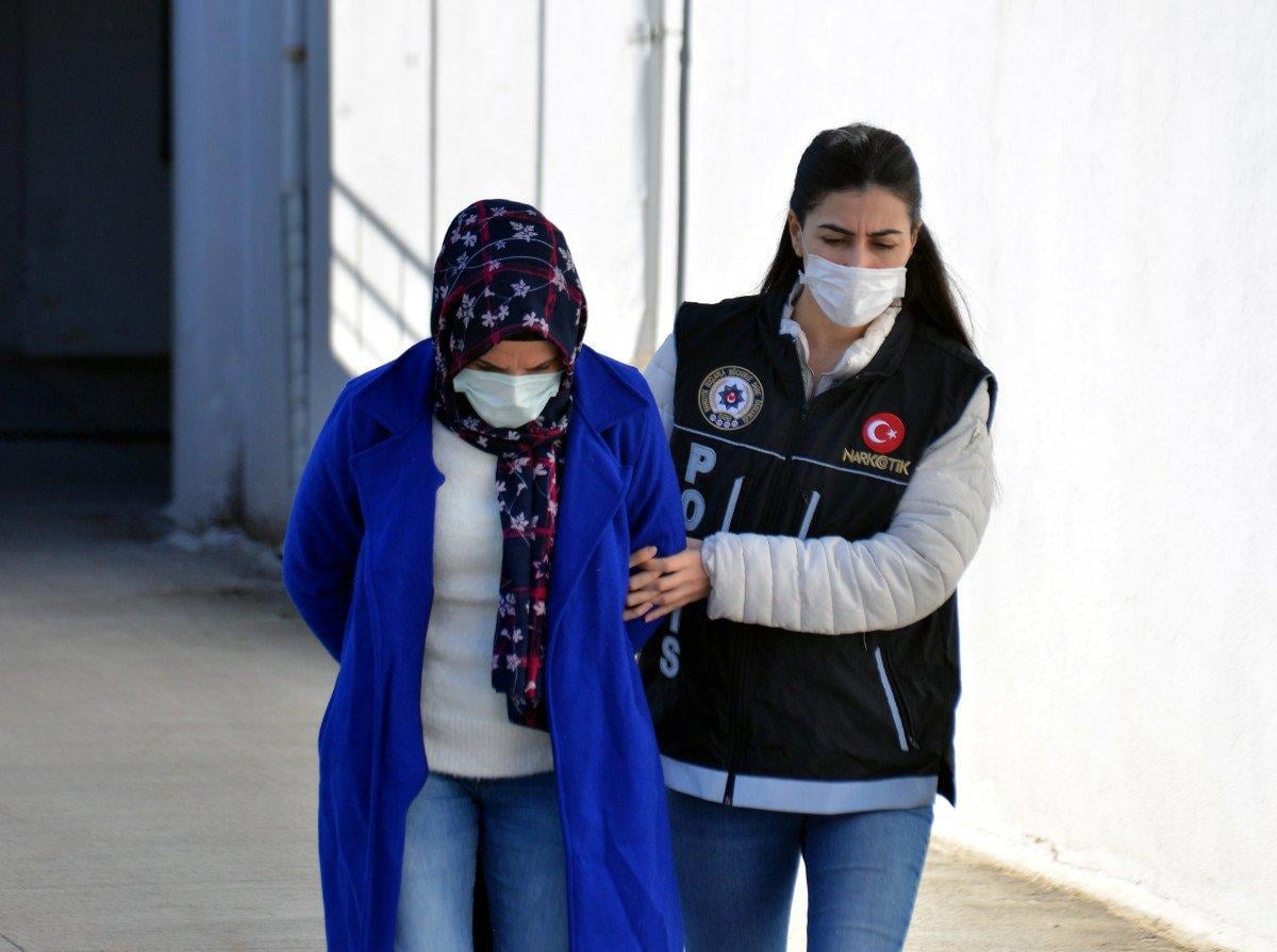 Adana'da valizinden 14 kilo esrar çıktı, 'haberim yok' dedi