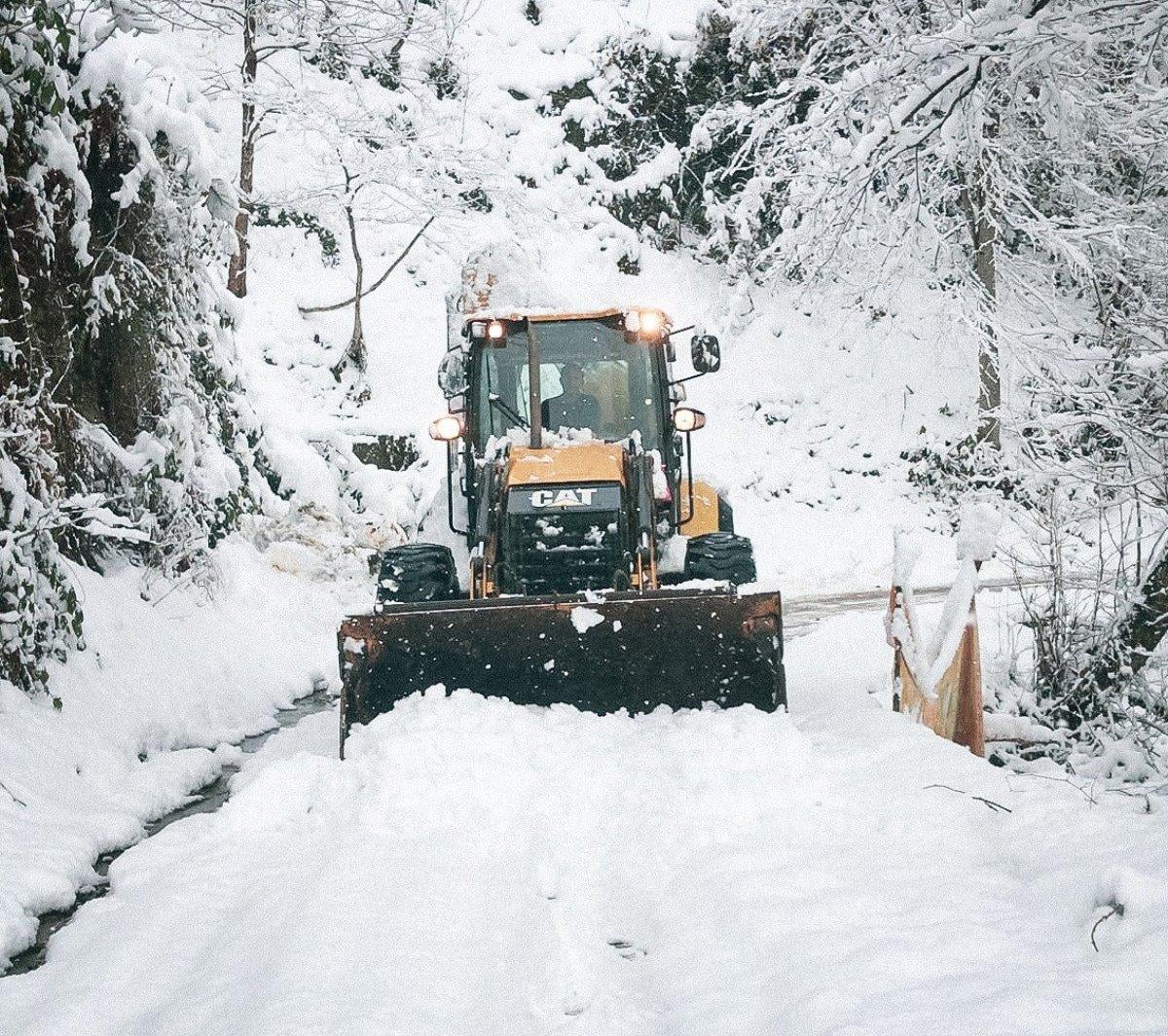 Doğu Karadeniz’de kar esareti: 963 köy ve mahalle yolu kapandı
