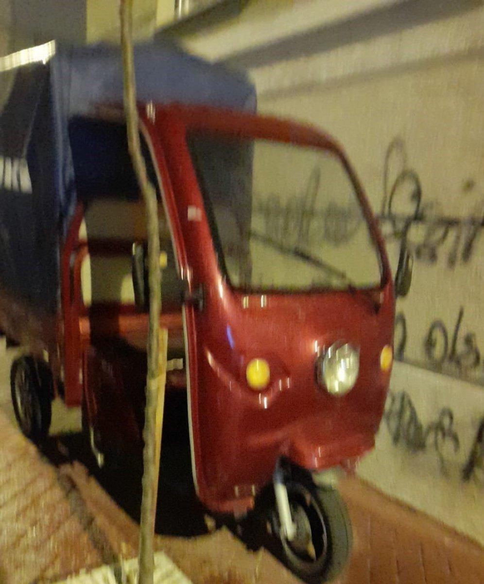 Eskişehir'de talihsiz kadın çalınan motosikletinin ardından gözyaşlarını tutamadı