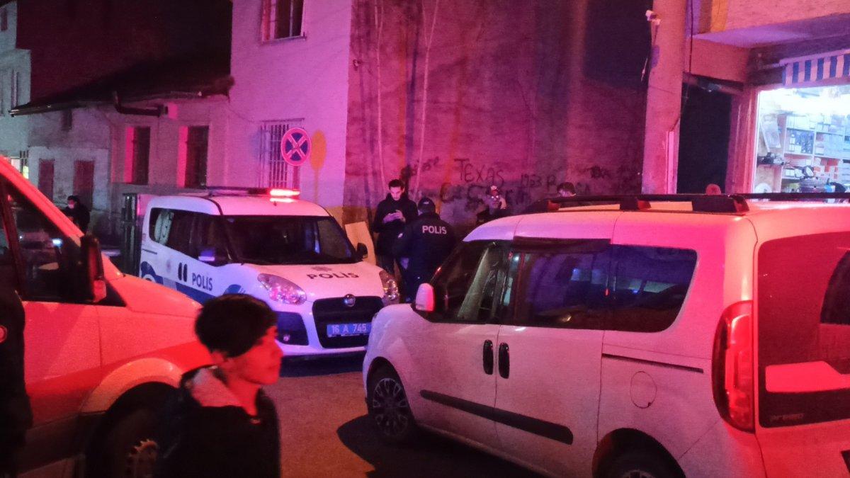 Bursa’da bıçaklı sopalı ‘kız arkadaş’ kavgası