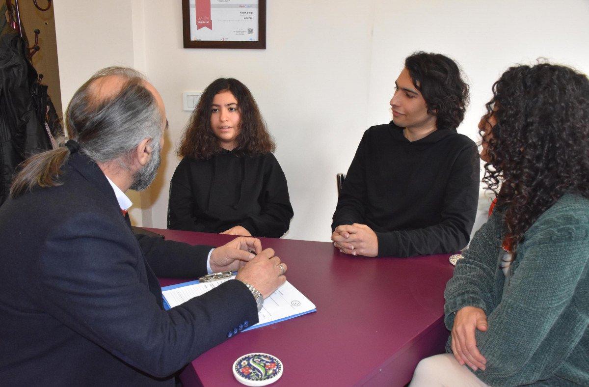 İzmir'de çocukların telefon bağımlılığı arabulucuyla çözüldü