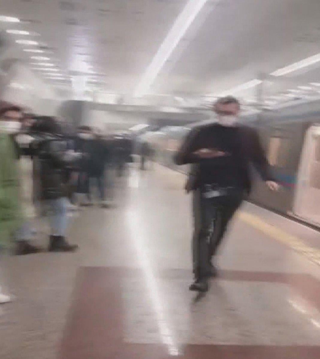 İstanbul’da tramvayda yangın paniği kameraya yansıdı