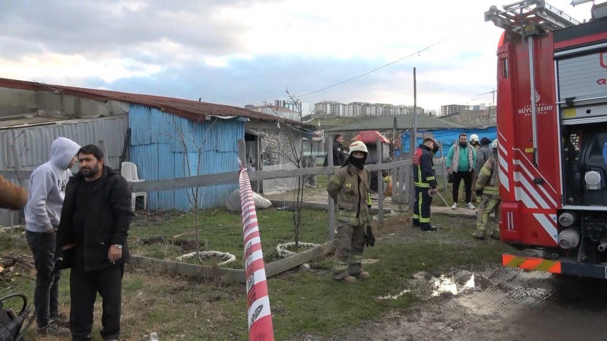 Arnavutköy’de soba ateşi parladı: 2 yaralı