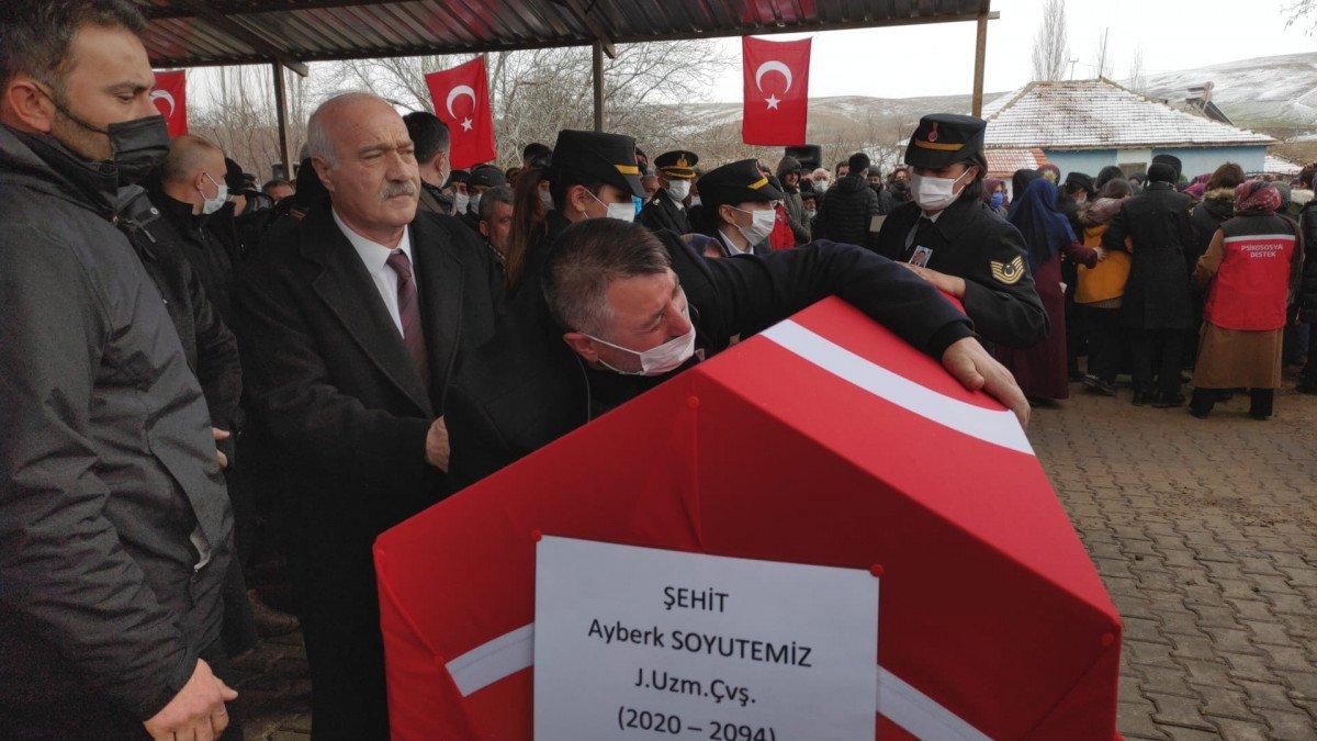 Hakkari şehidi Ayberk Soyutemiz'e veda