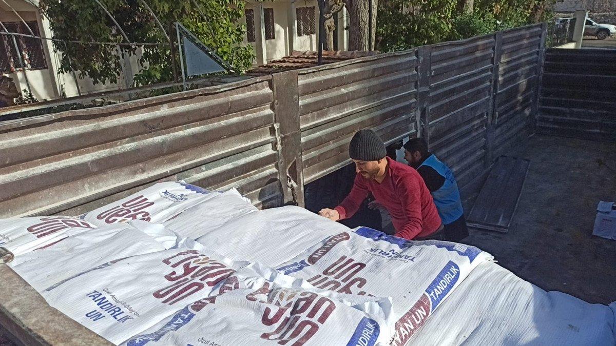 Mardin’den Rasulayn'a gıda ve ilaç yardımı