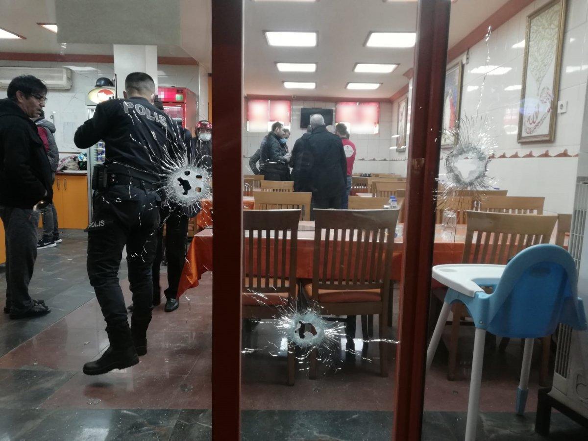 İzmir'de restorana silahlı saldırı: 2 yaralı
