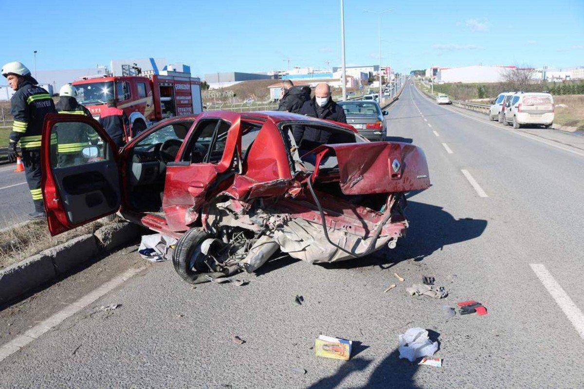 Tekirdağ'da ehliyetsiz sürücü kaza yaptı