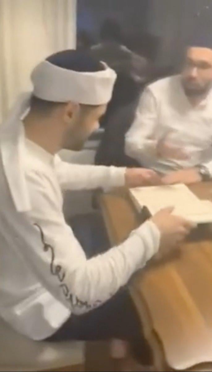 Ahmet Çalık'ın Kur'an-ı Kerim okuduğu anlar