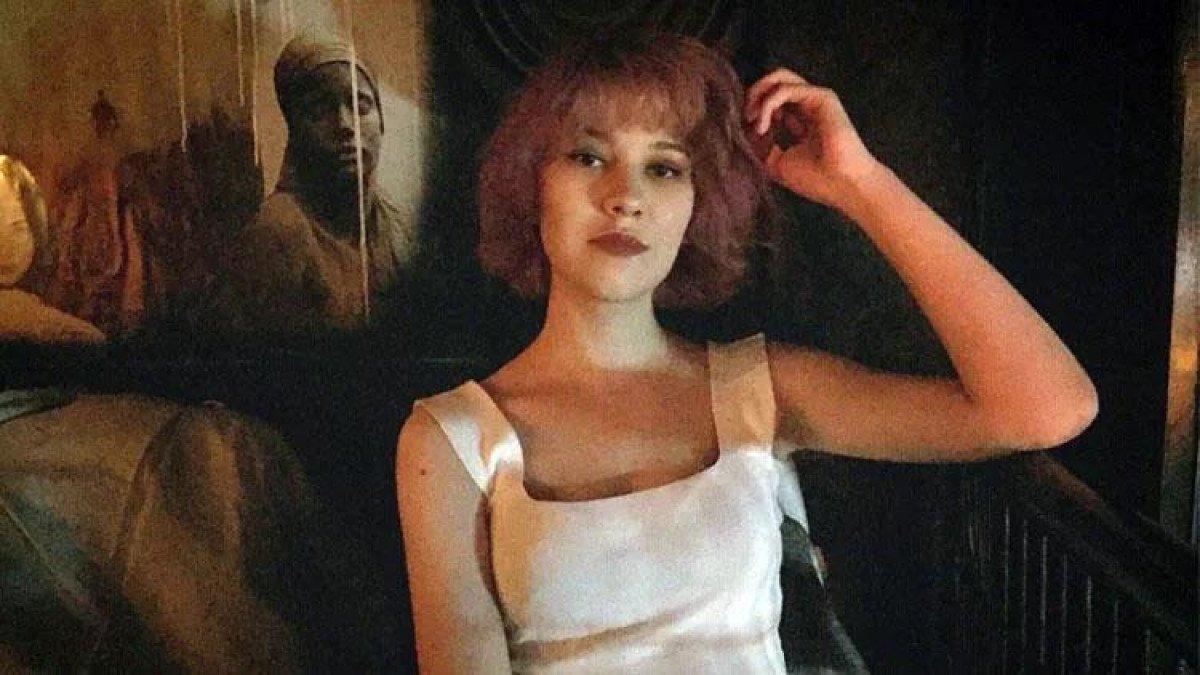 Kocaeli'de 7’nci kattan düşen üniversiteli uyutuluyor