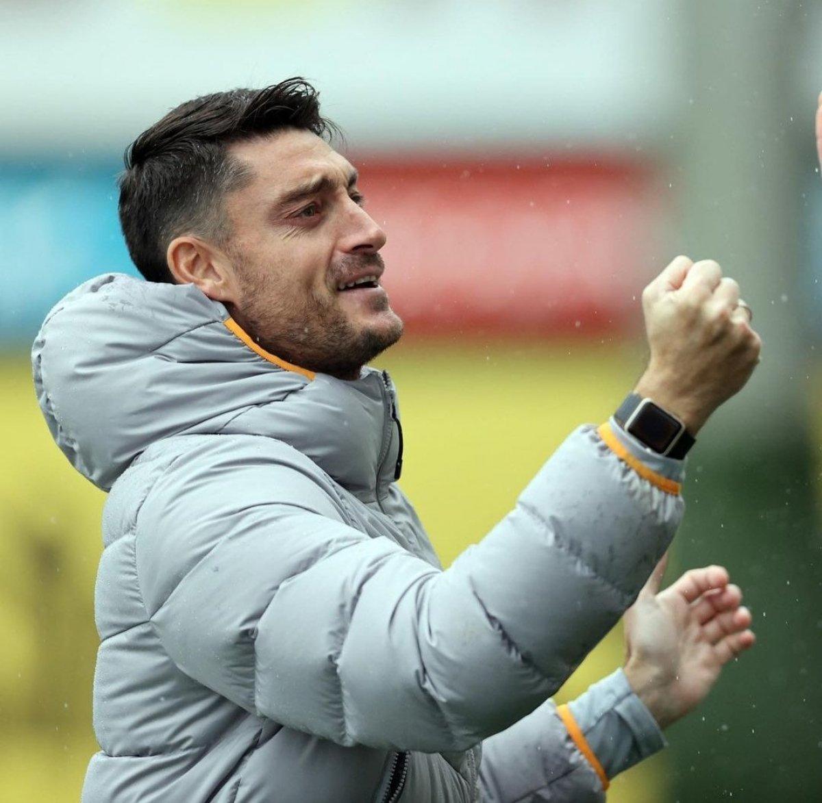 Albert Riera Galatasaray'da teknik ekibe katıldı