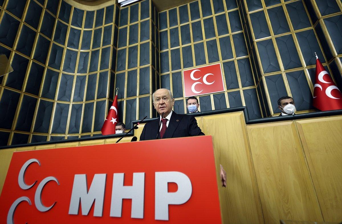 Devlet Bahçeli'den Sezen Aksu'nun şarkı sözlerine eleştiri