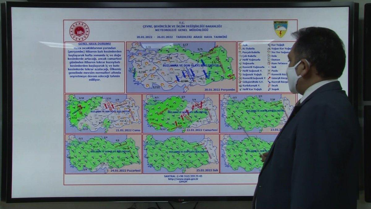İstanbul'da cuma itibarıyla yoğun kar yağışı görülecek