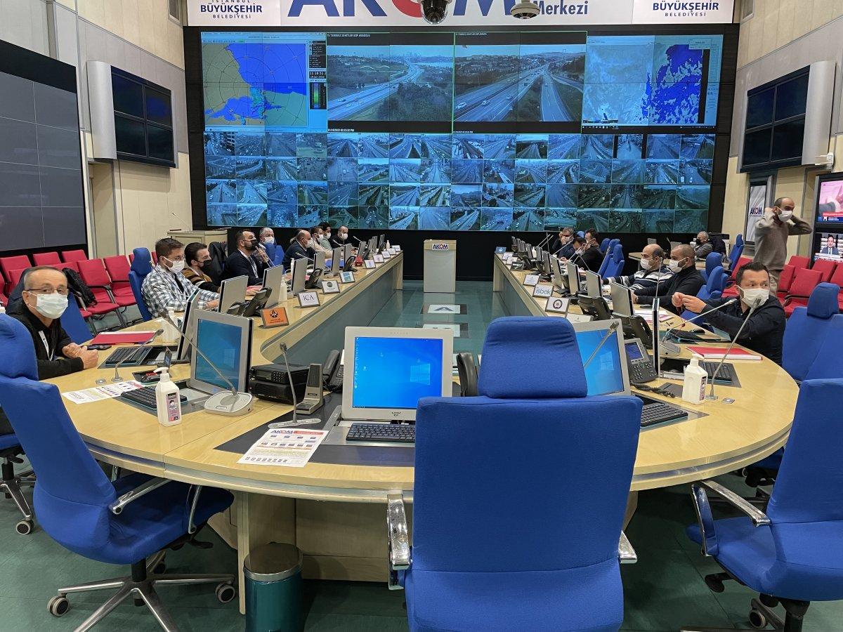 AKOM’dan İstanbullulara kar uyarısı: 4-5 gün sürmesi bekleniyor