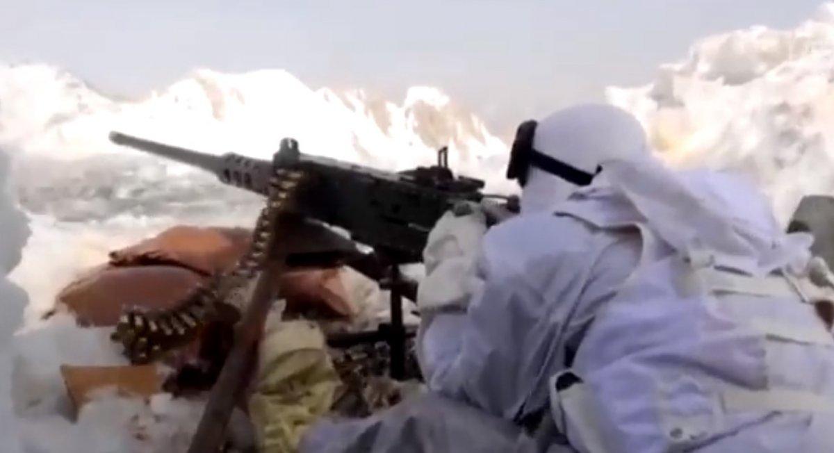 Mehmetçik 3 bin 450 rakımlı üs bölgesinde görevinin başında