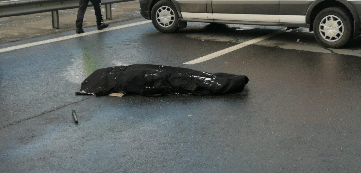 Bağcılar'da taksinin çarptığı sürücü hayatını kaybetti