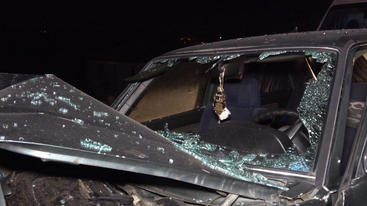 Kırıkkale'de ticari araç ile otomobil çarpıştı: 2 yaralı